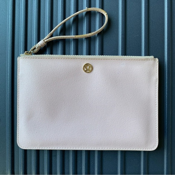 Lululemon Light Pink Clutch Wristlet Pouch Gold Logo Polyvinyl Zipper Pull - Picture 5 of 15